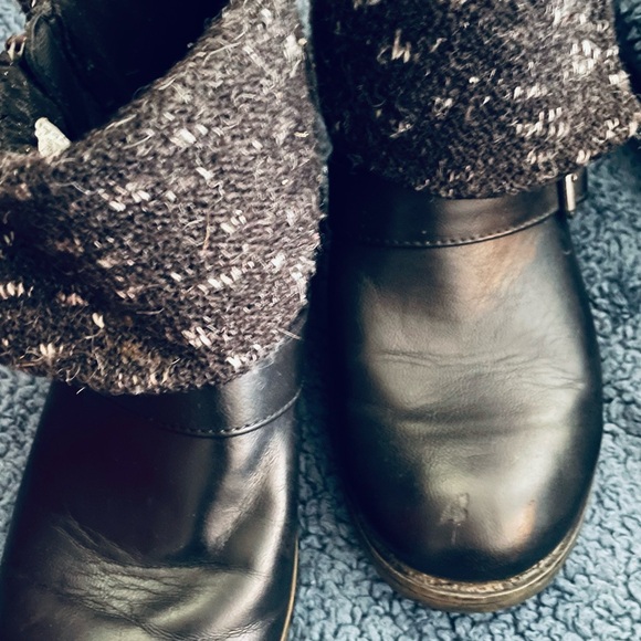 Boots - Picture 11 of 12